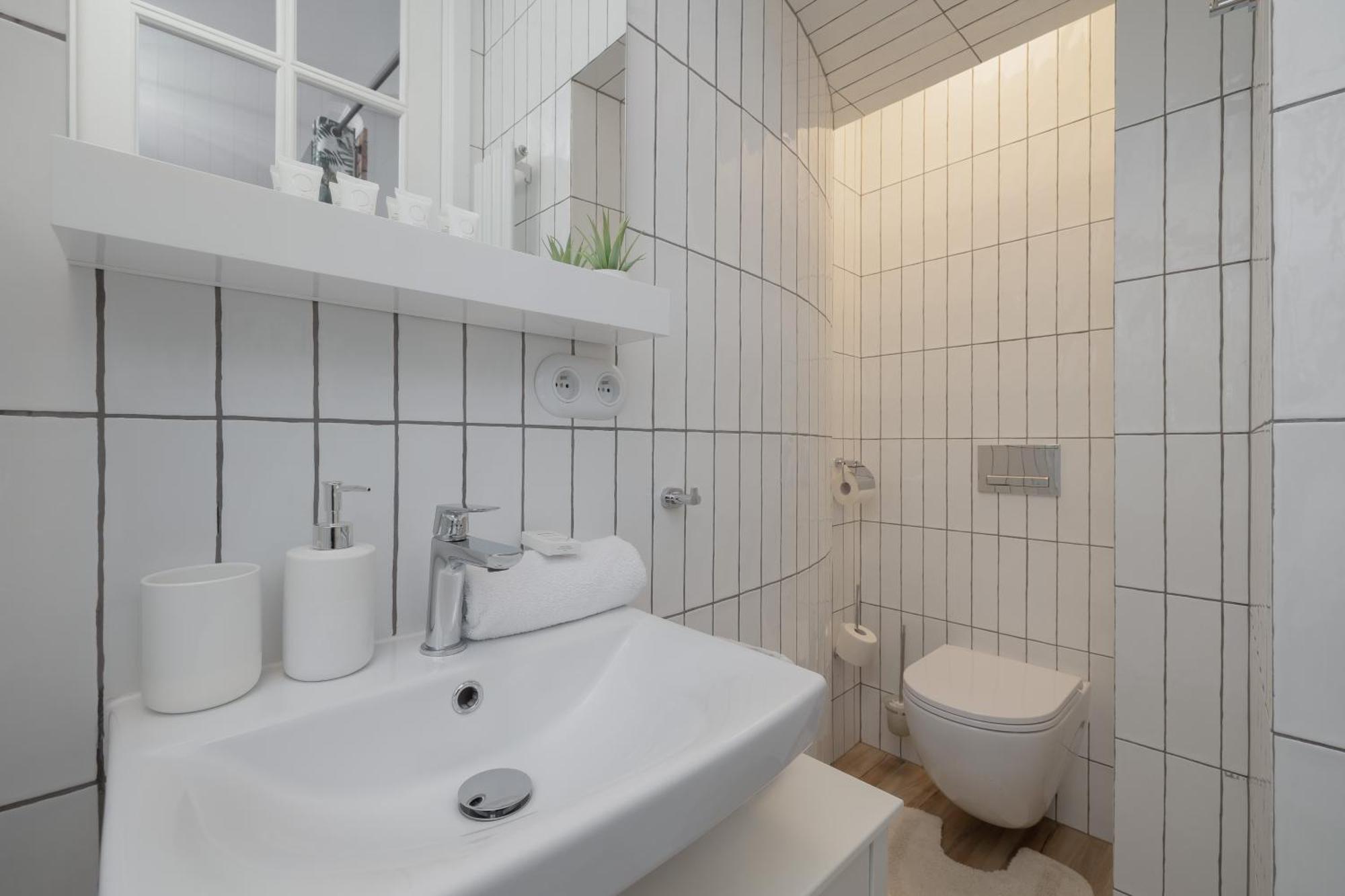 Beautiful & Stylish Apartaments Dietla With Air Conditioning By Noclegi Renters Kraków Zewnętrze zdjęcie